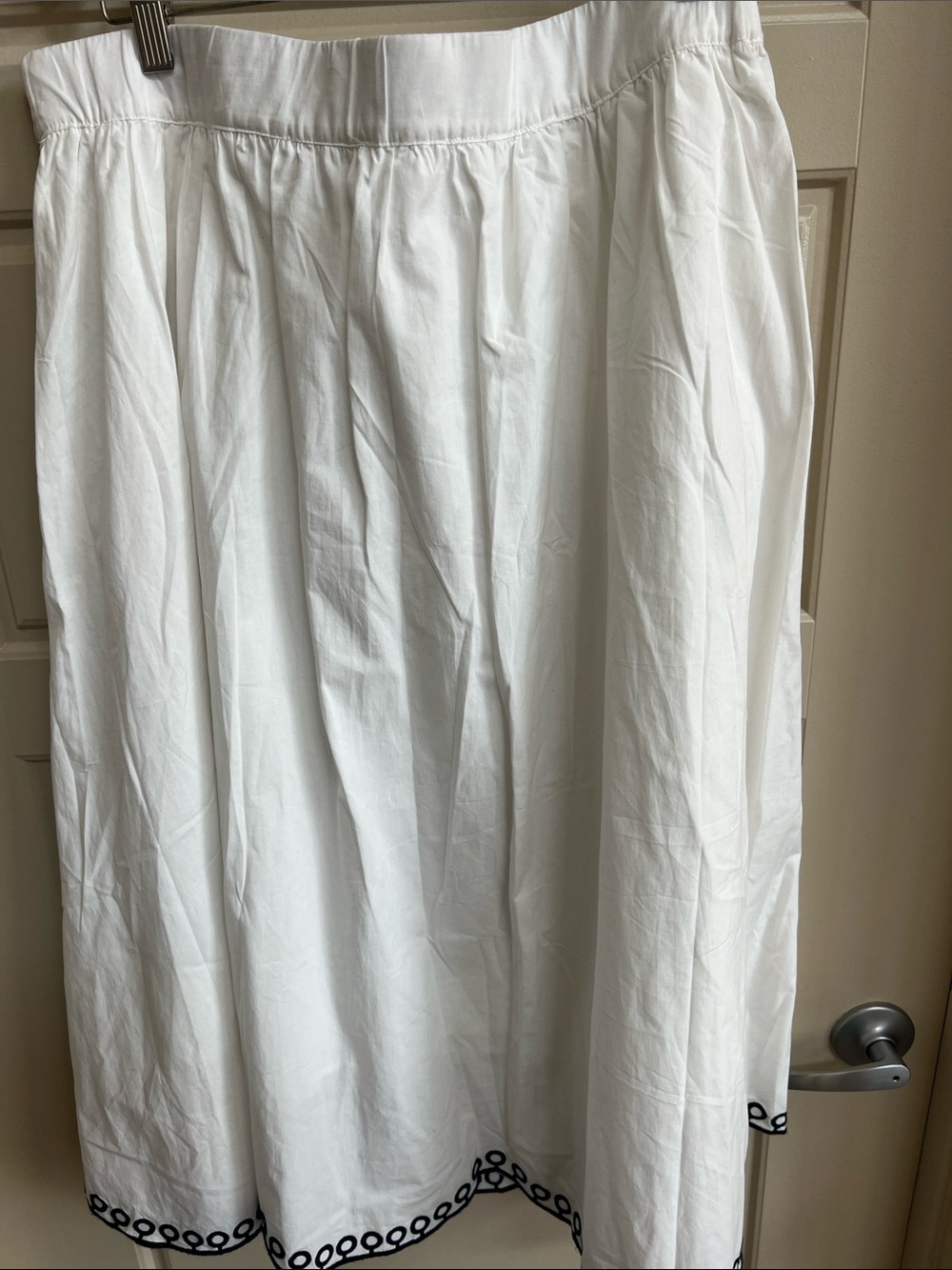 French Connection white navy embroidered hem skirt XL summer vacay coastal - Picture 7 of 7